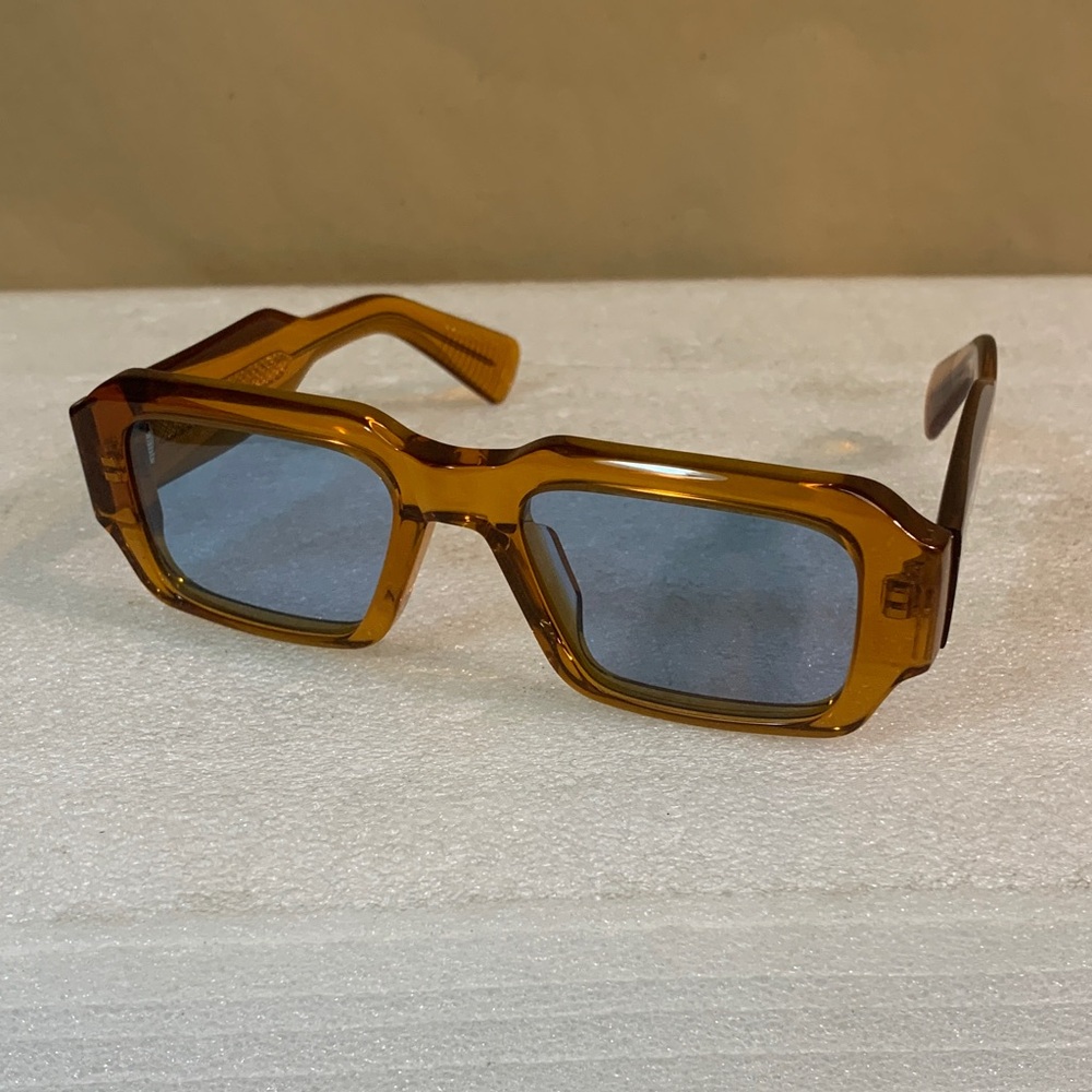 Men’s Stylish Amber Fashion Sunglasses - Picture 6 of 6
